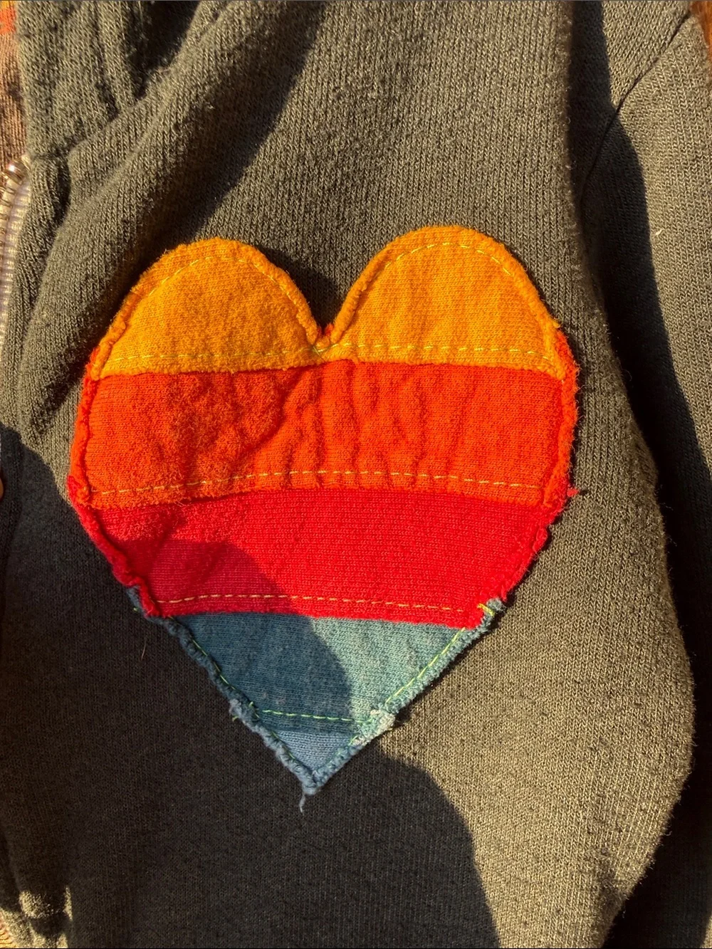 Aviator Nation Kids Black Zip Hoodie with Rainbow Heart Patch Size 2 - Picture 3 of 5